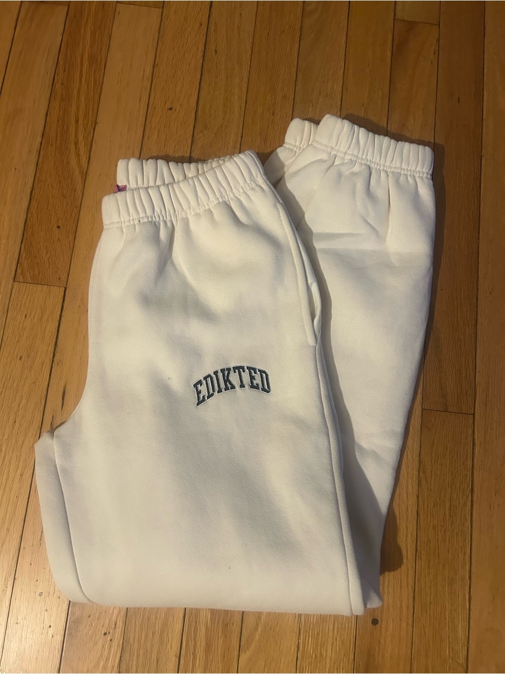 Edikted women Cream/Off-White Sweatpants with Embroidered Logo